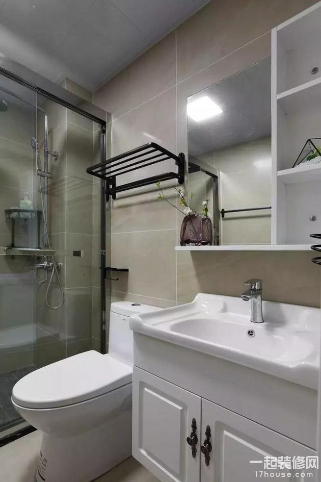 118平的美式风三居室,简洁的配色搭配典雅的家具 118平的美式风三居室,简洁的配色搭配典雅的家具